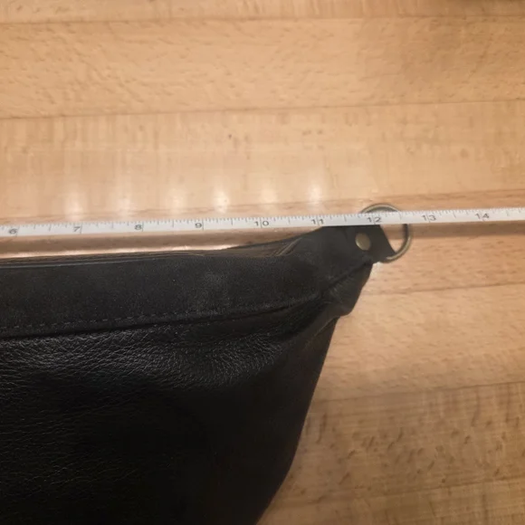 Parker Thatch Cross Your Heart Small Sidekick Sling Bag Black Leather/Suede - Picture 9 of 15